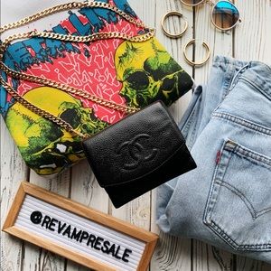 CHANEL TIMELESS CC BLACK CAVIAR BIFOLD WALLET ON CHAIN